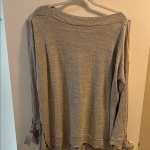 Suzanne Betro Simple Gray Knit Top